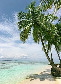 Dinai beach